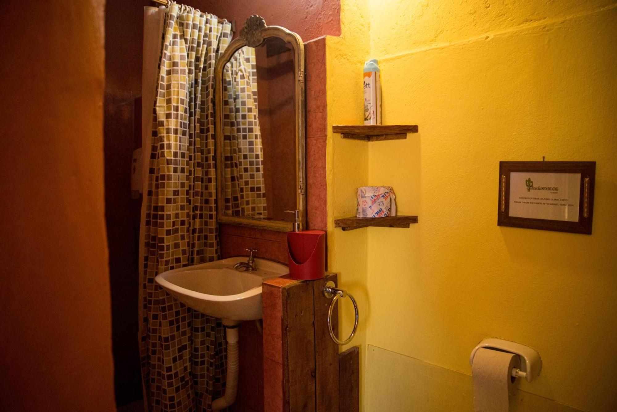 Hostel La Humahuacasa ภายนอก รูปภาพ